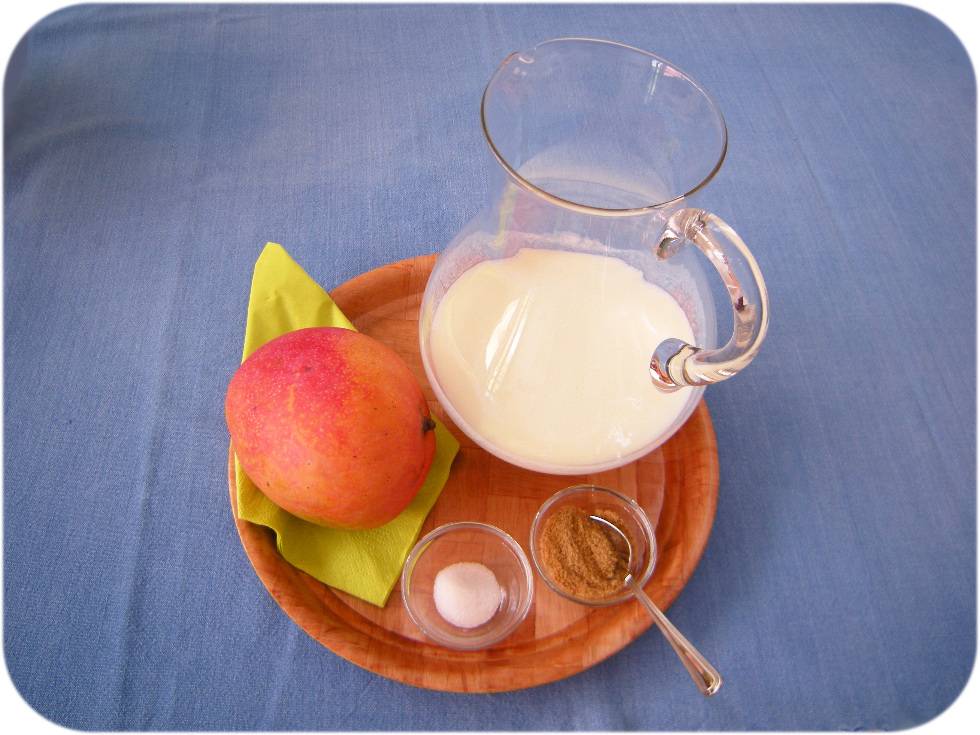 Fruchtig-frische Buttermilch mit Mango oder Aprikosen – (ohne Gluten ...