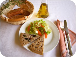 DSCN6797 buchweizenbratlinge mit Salat rund wärmer