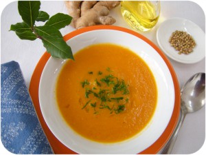 DSCN5150 Karottensuppe rund
